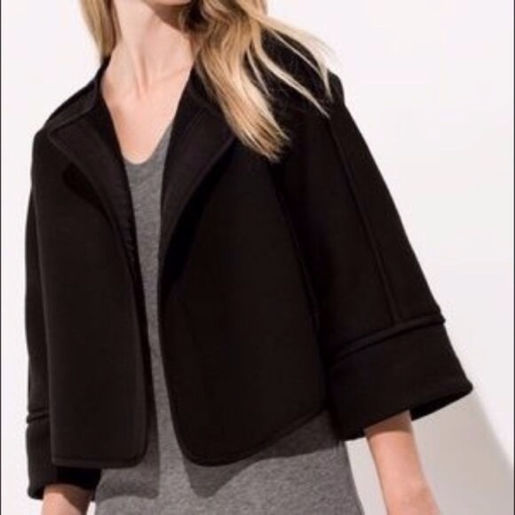 KIT AND ACE Lululemon Concordia Cream Color Wrap Jacket Size Medium - Picture 10 of 11